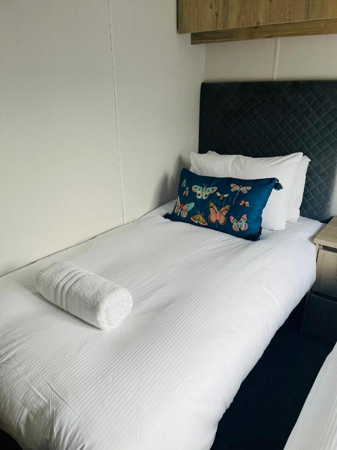 Honey Bee Lodge With Hot Tub York Eksteriør bilde